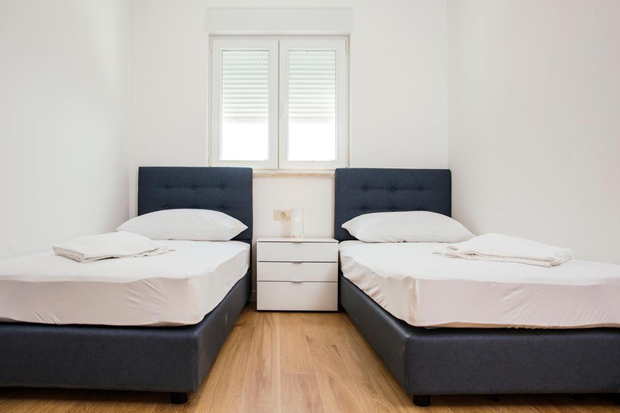 Апартаменты Apartman Magdalena Макарска Экстерьер фото