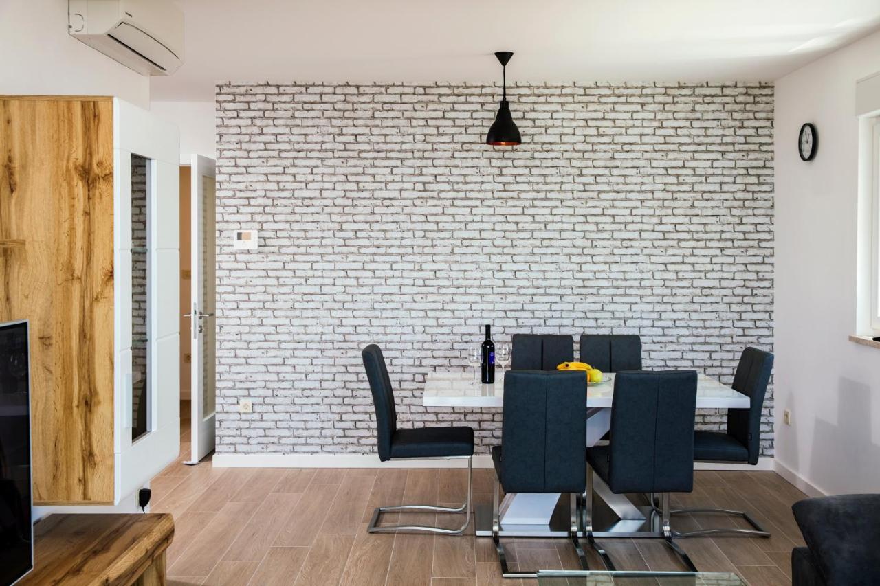 Апартаменты Apartman Magdalena Макарска Экстерьер фото